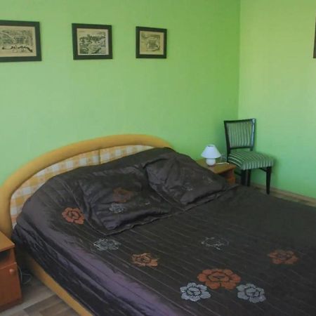 Bartakovics Apartman Eger Exteriör bild