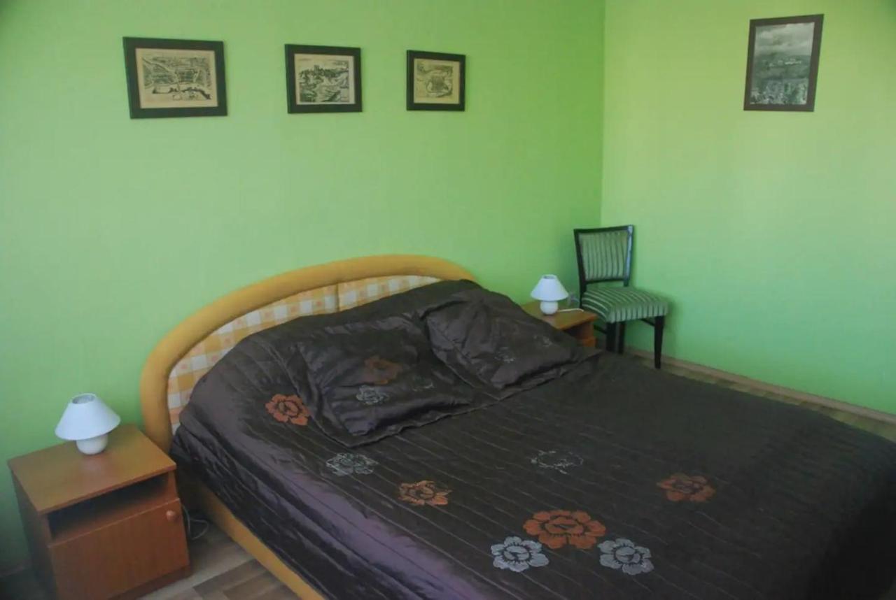 Bartakovics Apartman Eger Exteriör bild